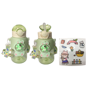 SQUEEZE INFANTIL PLÁSTICA 650ML ALÇA + ADESIVO